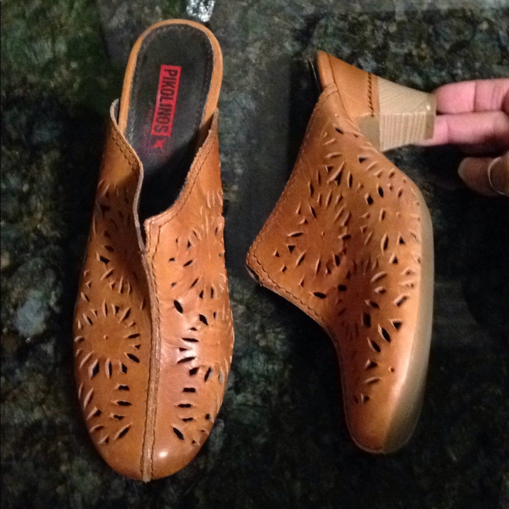 40 Pikolinos Leather Clogs Mules Heels Laser Cut